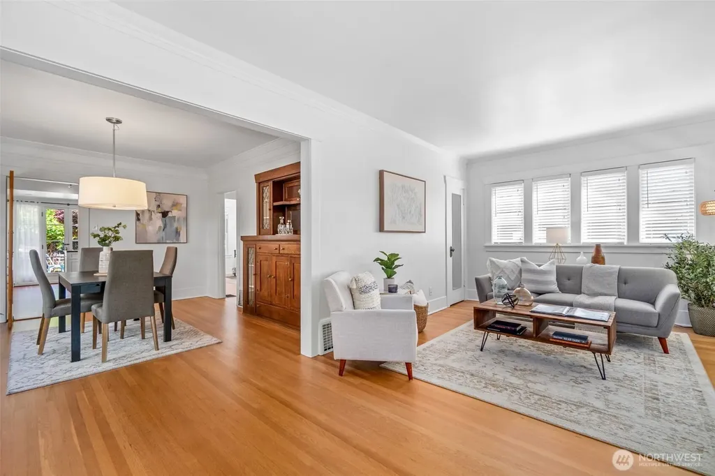 1928 9th Avenue W Seattle WA 98119