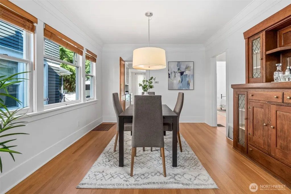 1928 9th Avenue W Seattle WA 98119