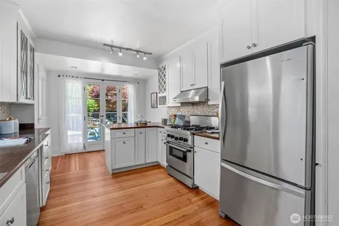 1928 9th Avenue W Seattle WA 98119