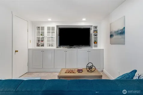 1928 9th Avenue W Seattle WA 98119
