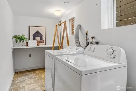 1928 9th Avenue W Seattle WA 98119