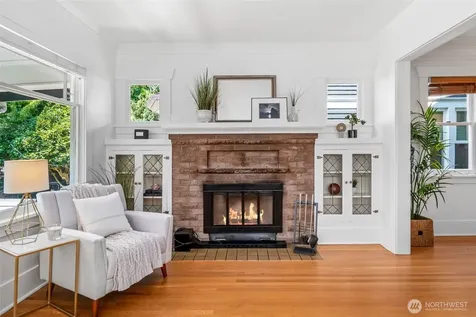 1928 9th Avenue W Seattle WA 98119