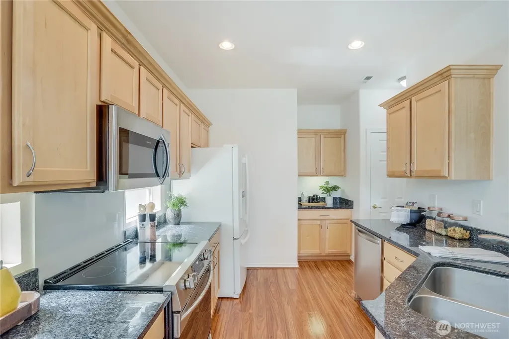 3115 SE 11th Place Renton WA 98058