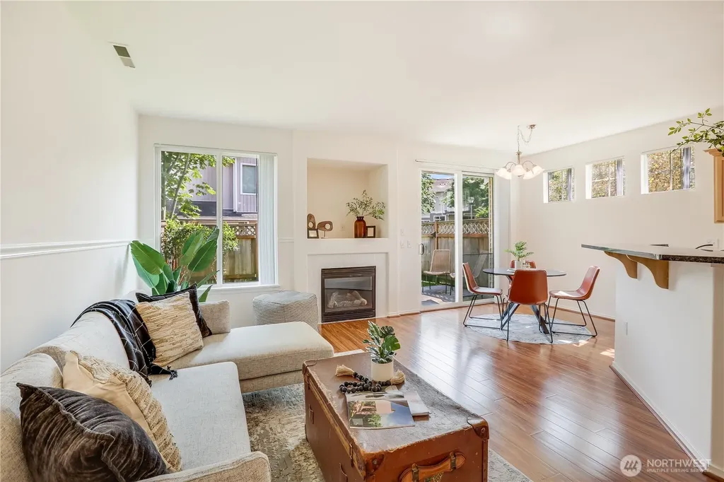 3115 SE 11th Place Renton WA 98058