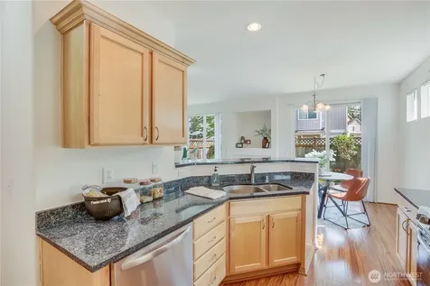 3115 SE 11th Place Renton WA 98058