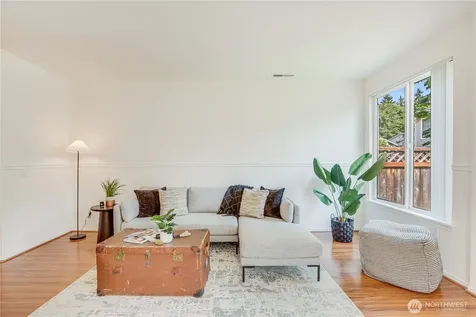 3115 SE 11th Place Renton WA 98058