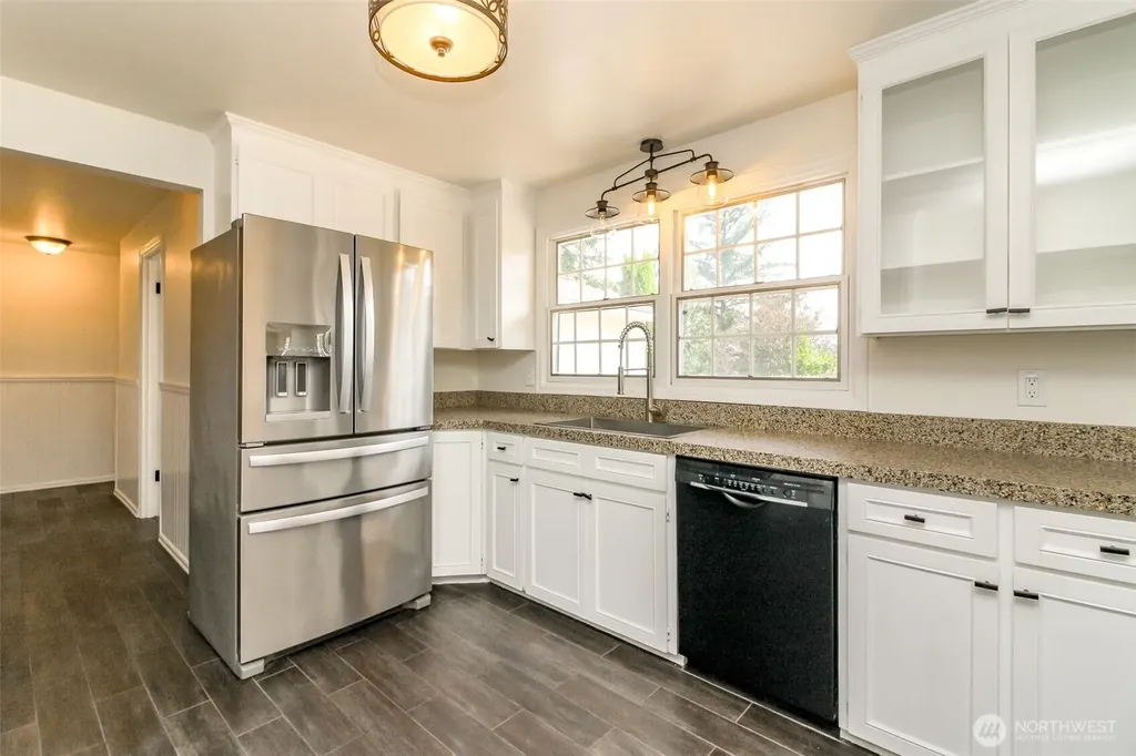 5403 Edgewood Drive E Edgewood WA 98372