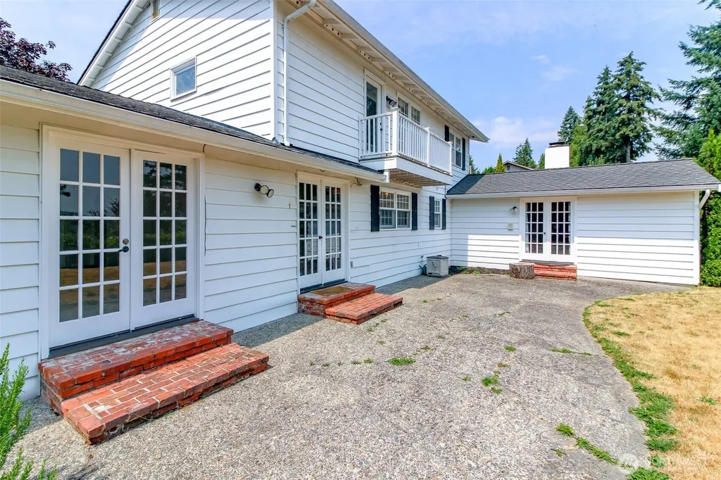 5403 Edgewood Drive E Edgewood WA 98372