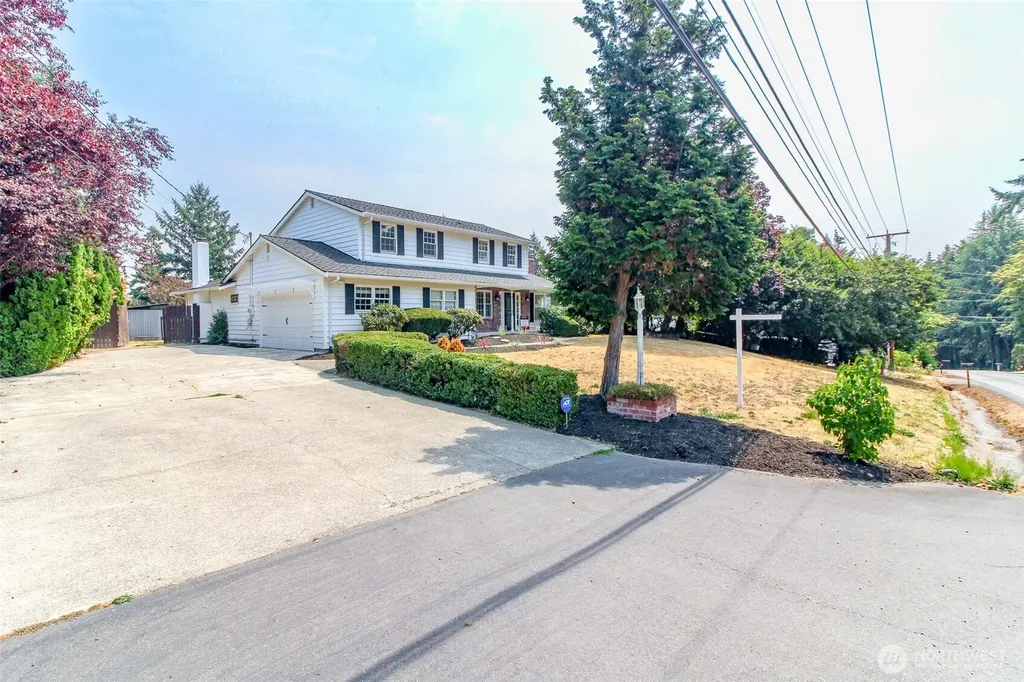 5403 Edgewood Drive E Edgewood WA 98372