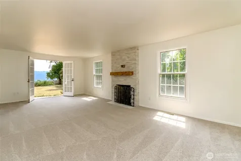 5403 Edgewood Drive E Edgewood WA 98372