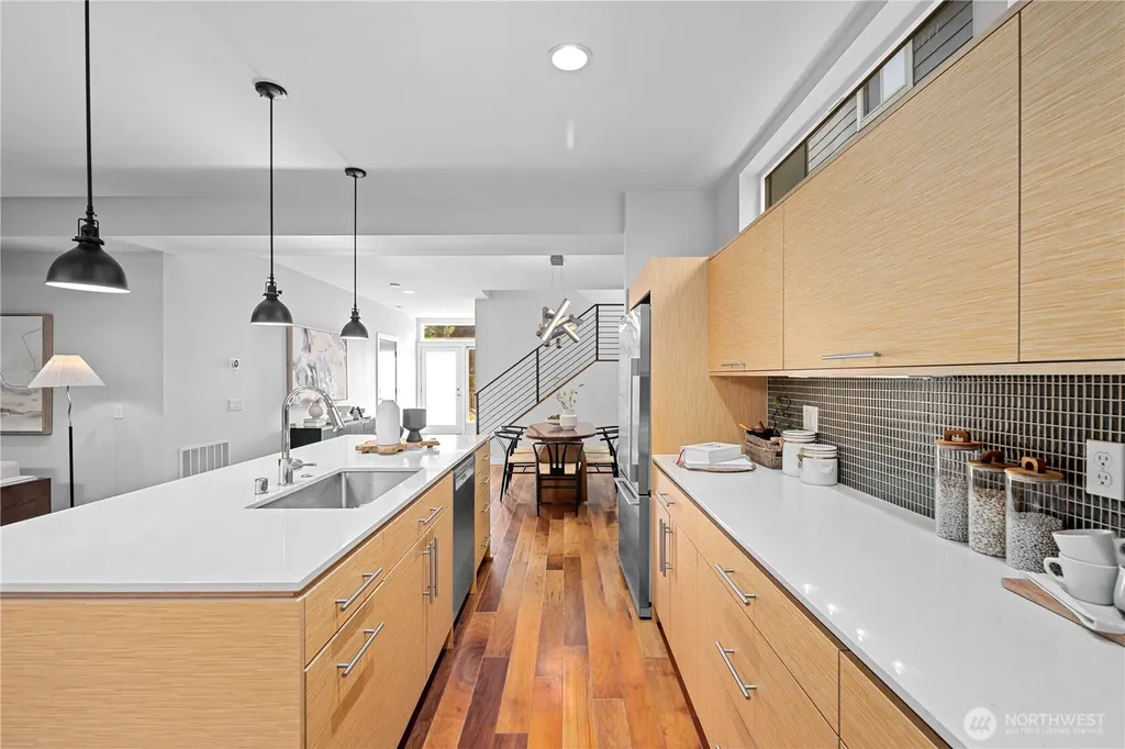 714 28th Avenue S Seattle WA 98144