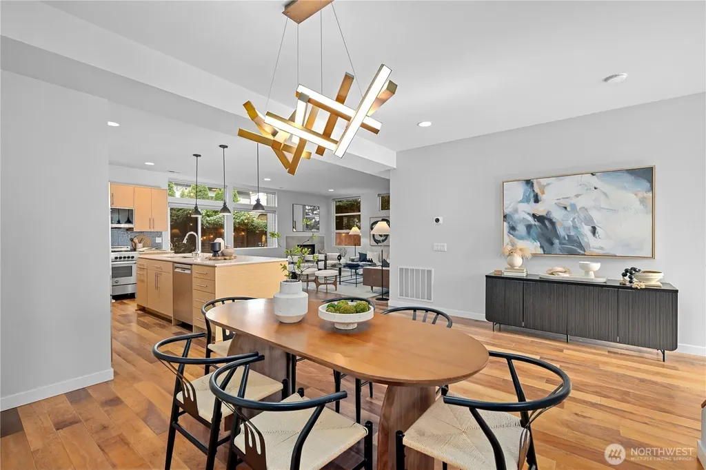 714 28th Avenue S Seattle WA 98144