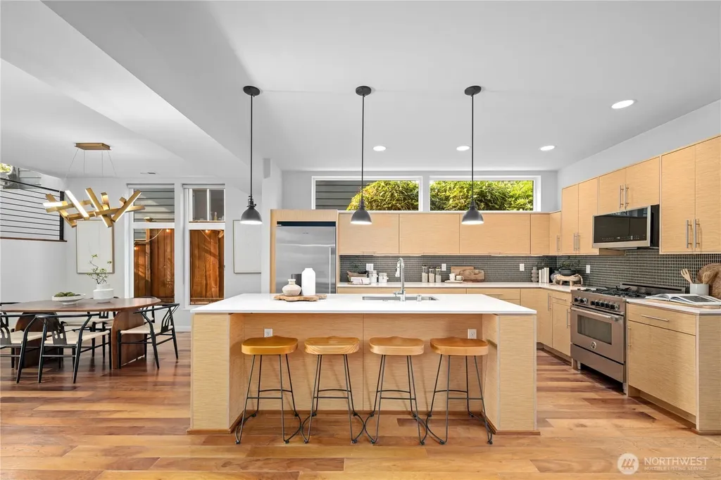 714 28th Avenue S Seattle WA 98144