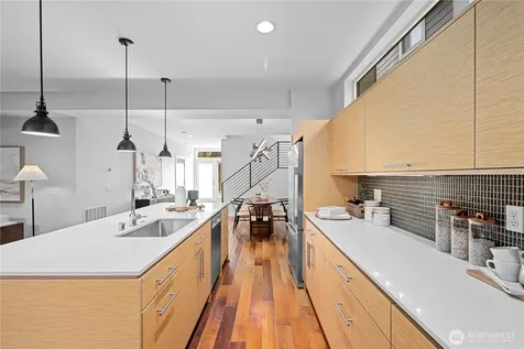 714 28th Avenue S Seattle WA 98144