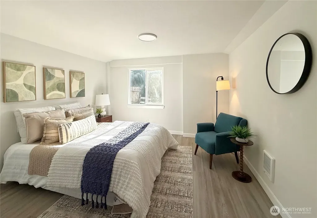 323 SW 108th Street Seattle WA 98146