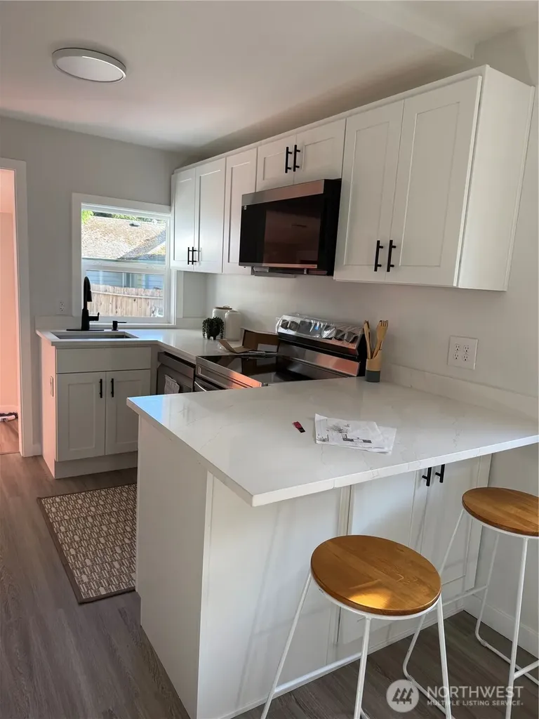 323 SW 108th Street Seattle WA 98146