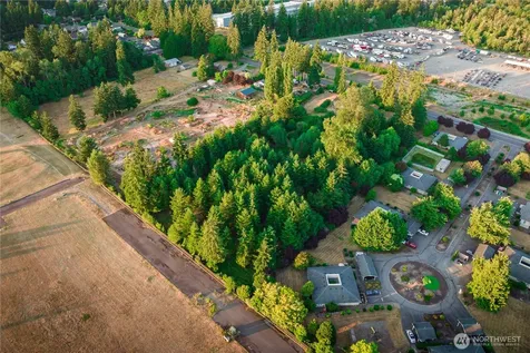 15608 110th Avenue E Puyallup WA 98374