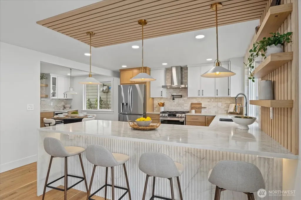 13610 116th Place NE Kirkland WA 98034