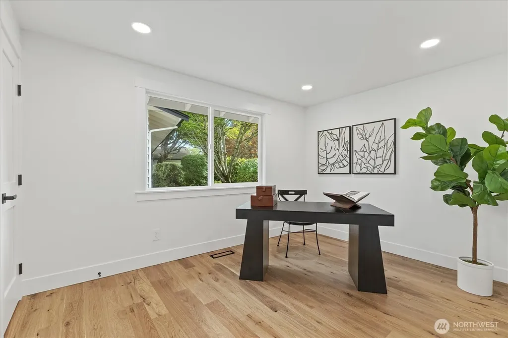 13610 116th Place NE Kirkland WA 98034