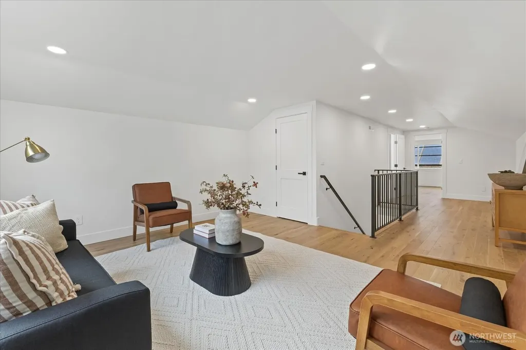 13610 116th Place NE Kirkland WA 98034