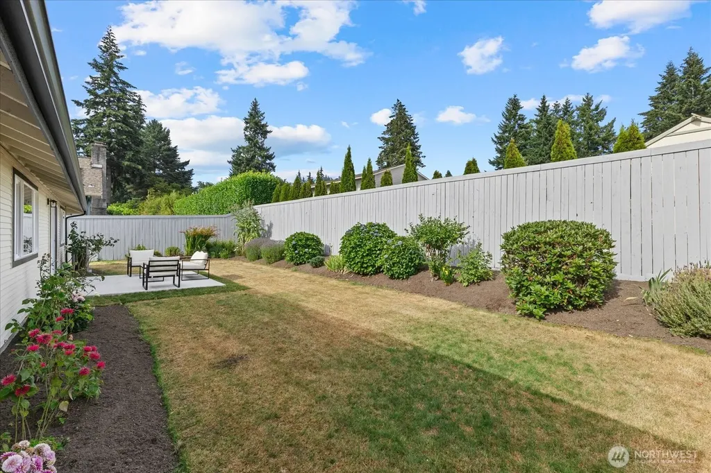 13610 116th Place NE Kirkland WA 98034