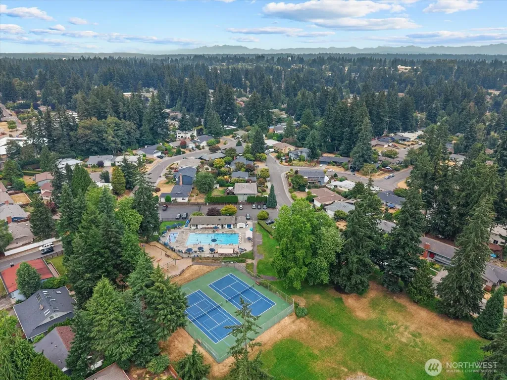 13610 116th Place NE Kirkland WA 98034