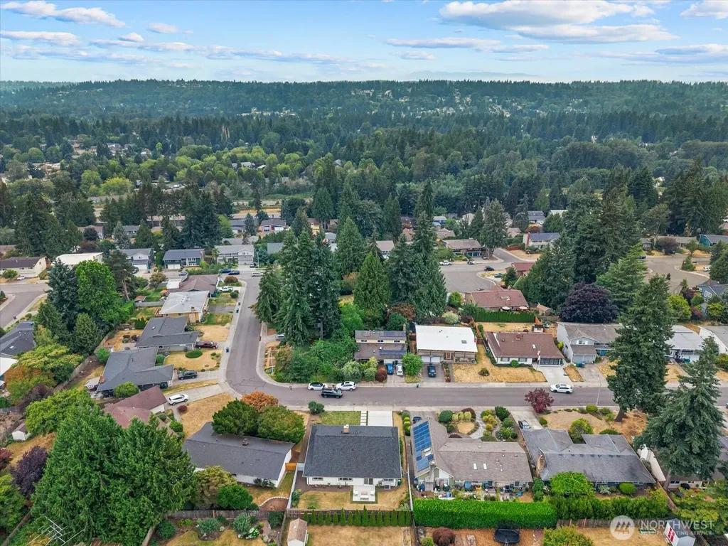 13610 116th Place NE Kirkland WA 98034