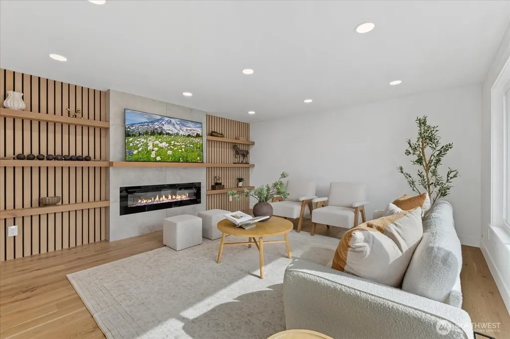 13610 116th Place NE Kirkland WA 98034