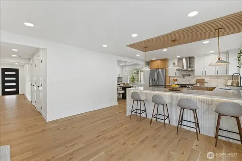 13610 116th Place NE Kirkland WA 98034