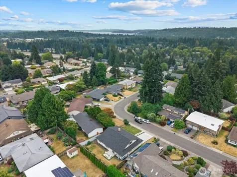 13610 116th Place NE Kirkland WA 98034