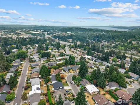 13610 116th Place NE Kirkland WA 98034