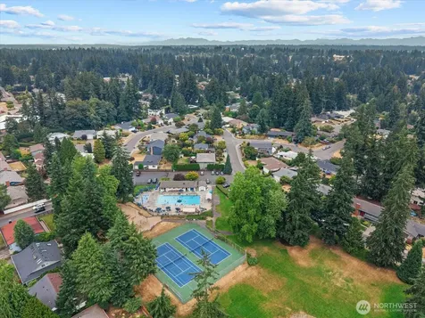 13610 116th Place NE Kirkland WA 98034
