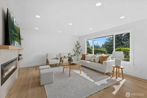 13610 116th Place NE Kirkland WA 98034