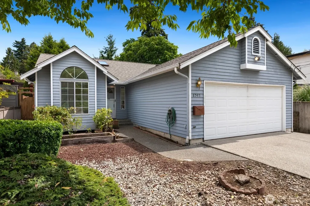 8548 1st Avenue NE Seattle WA 98115