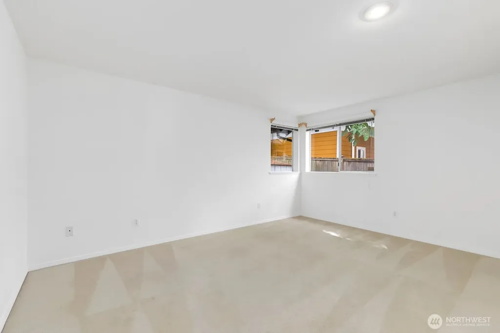 8548 1st Avenue NE Seattle WA 98115