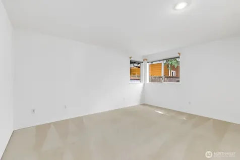 8548 1st Avenue NE Seattle WA 98115