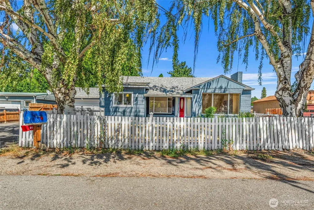 845 S Devon Avenue East Wenatchee WA 98802
