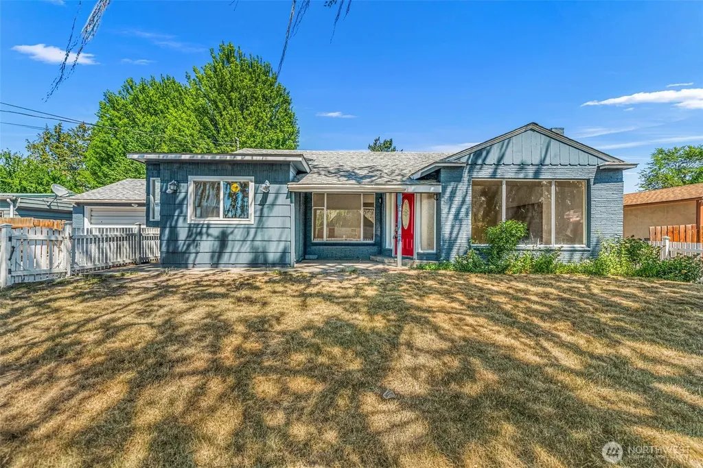 845 S Devon Avenue East Wenatchee WA 98802
