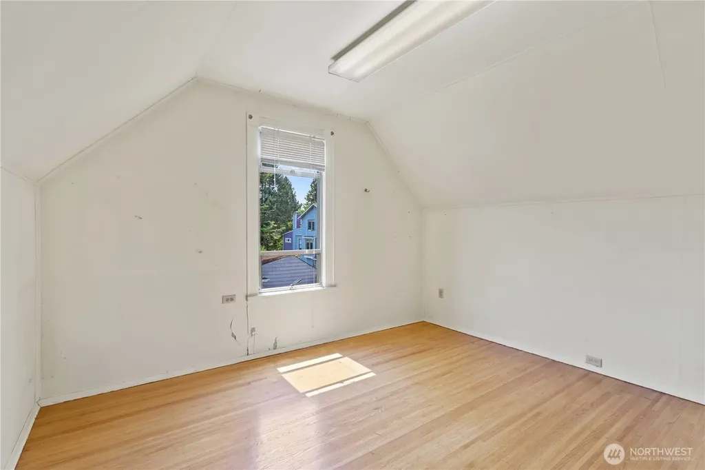 747 N 73rd Street Seattle WA 98103