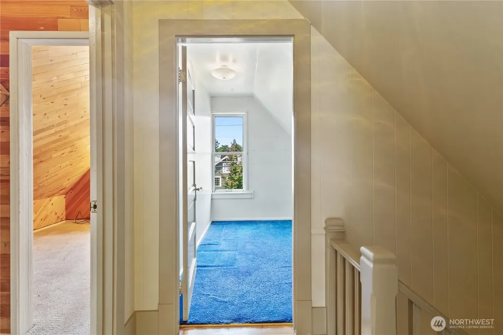747 N 73rd Street Seattle WA 98103