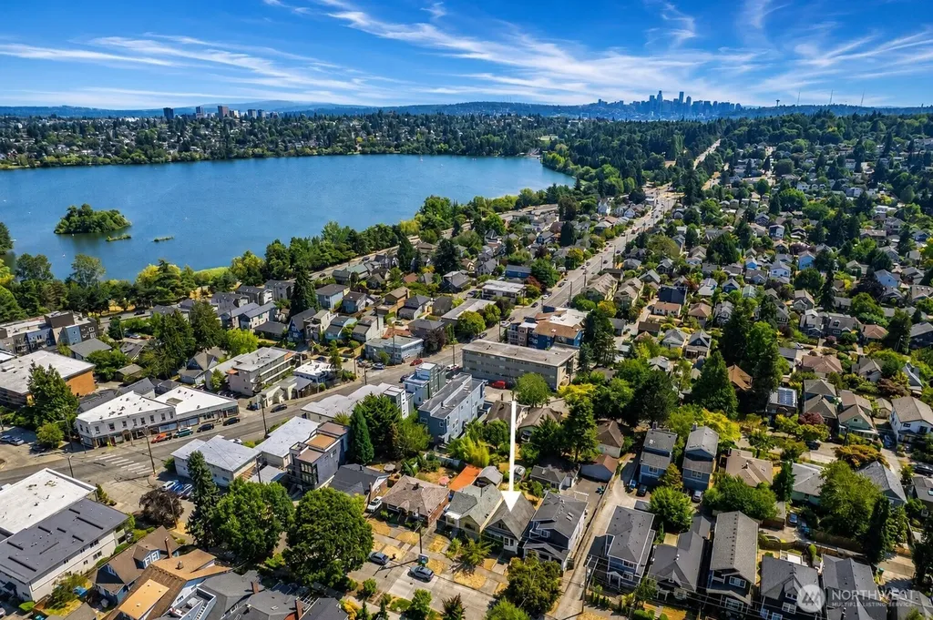 747 N 73rd Street Seattle WA 98103