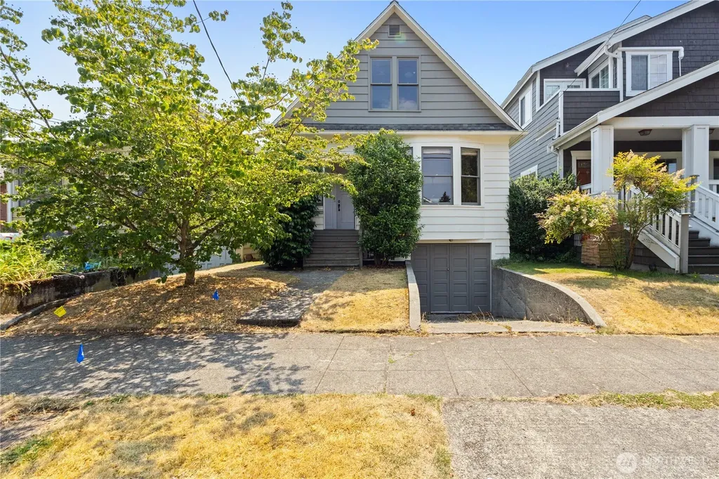 747 N 73rd Street Seattle WA 98103