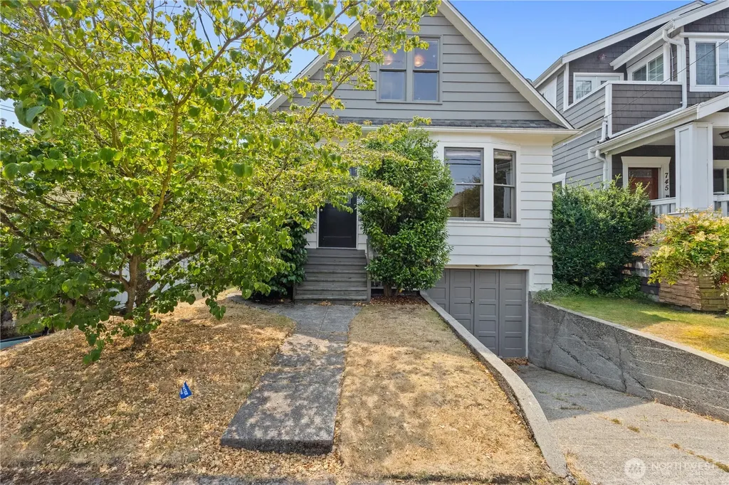 747 N 73rd Street Seattle WA 98103