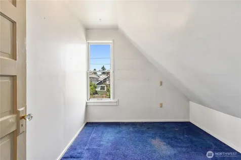 747 N 73rd Street Seattle WA 98103