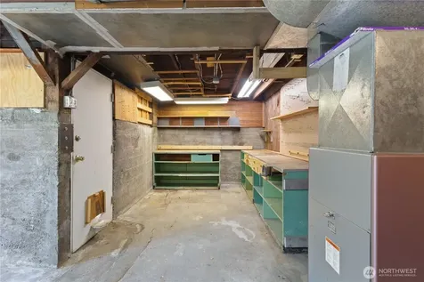 747 N 73rd Street Seattle WA 98103