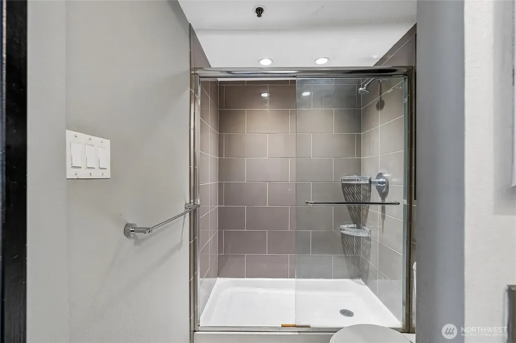 511 E Roy Street Seattle WA 98102