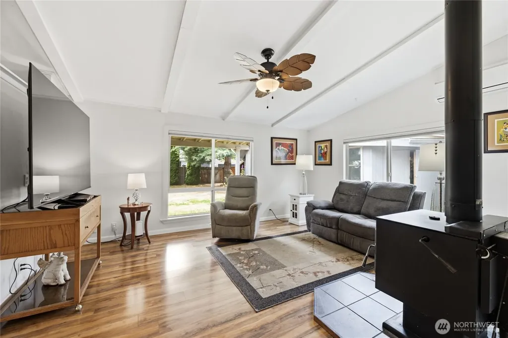 23622 116th Street E Buckley WA 98321