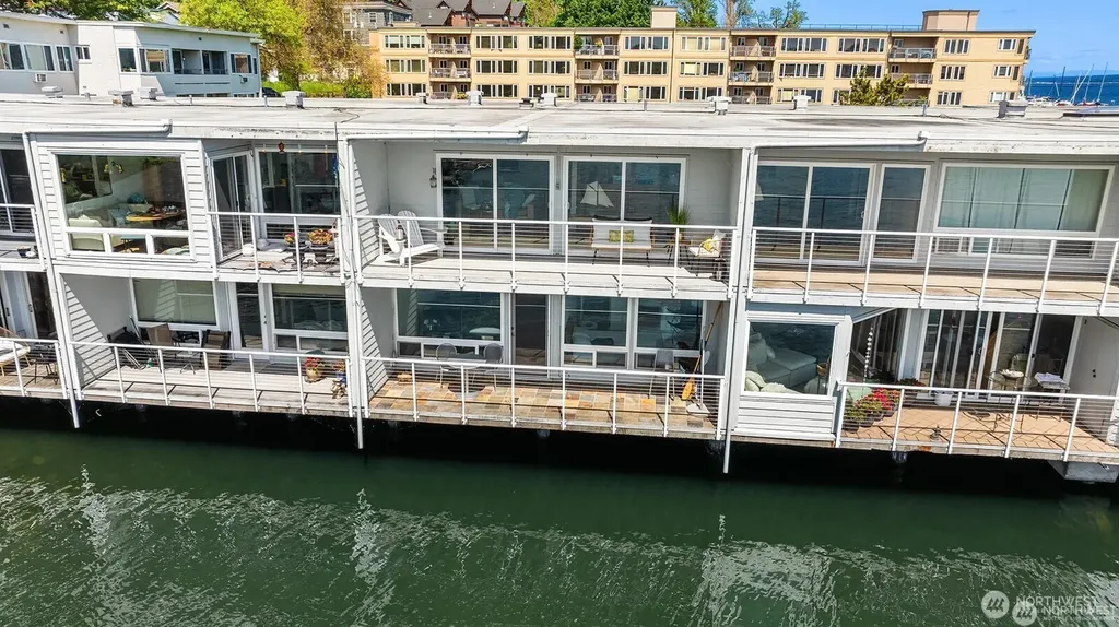 414 Lakeside Avenue S Seattle WA 98144