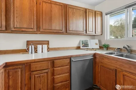 414 Lakeside Avenue S Seattle WA 98144