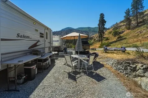 384 Robison Lane Chelan WA 98816